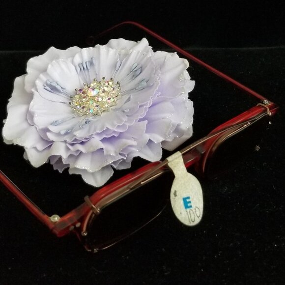LA Eyeworks Glasses w/ Clip on Sunglass Lens main image 2